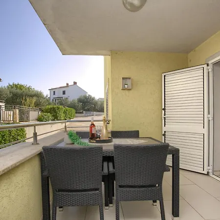 Apartment Comfortable Near The