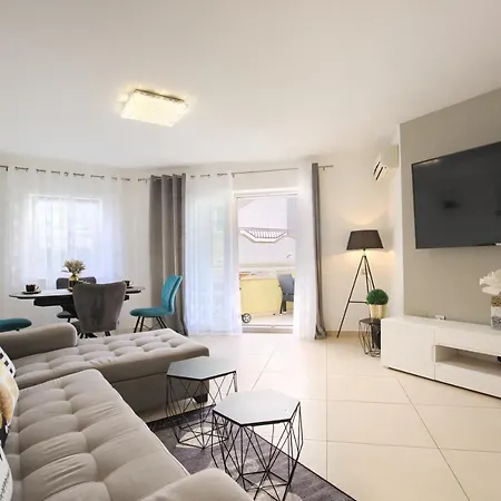 Comfortable Near The Apartment